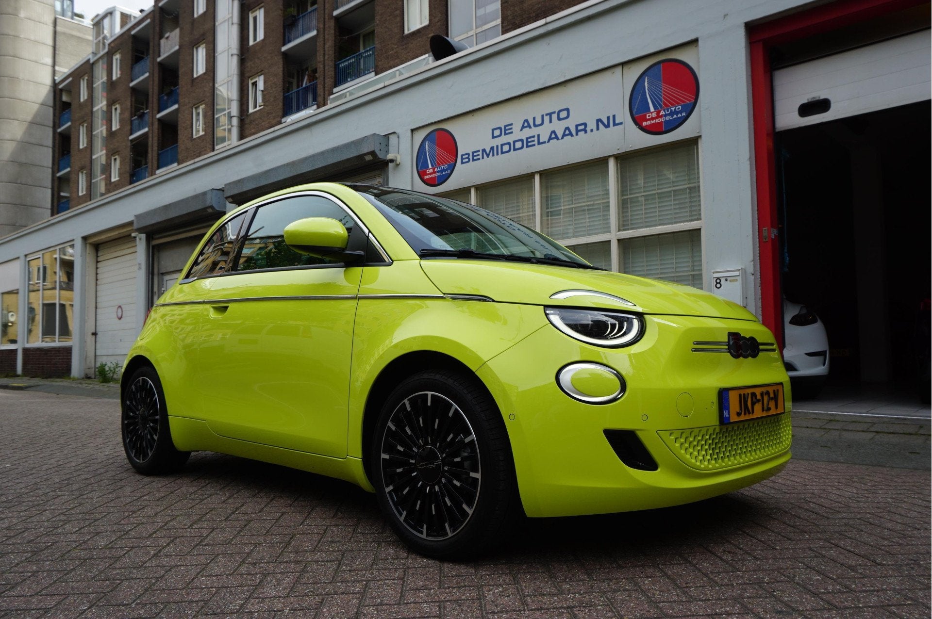 Fiat 500 La Prima | Ultra Luxe | Leer | Panorama | Adaptive, Auto's, Gebruikt, 95 pk, Automatische klimaatregeling, 190 km