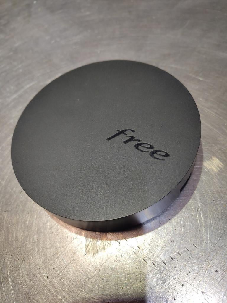 Freebox f-BG02A 0-BN, Ophalen of Verzenden, Handen en Nagels