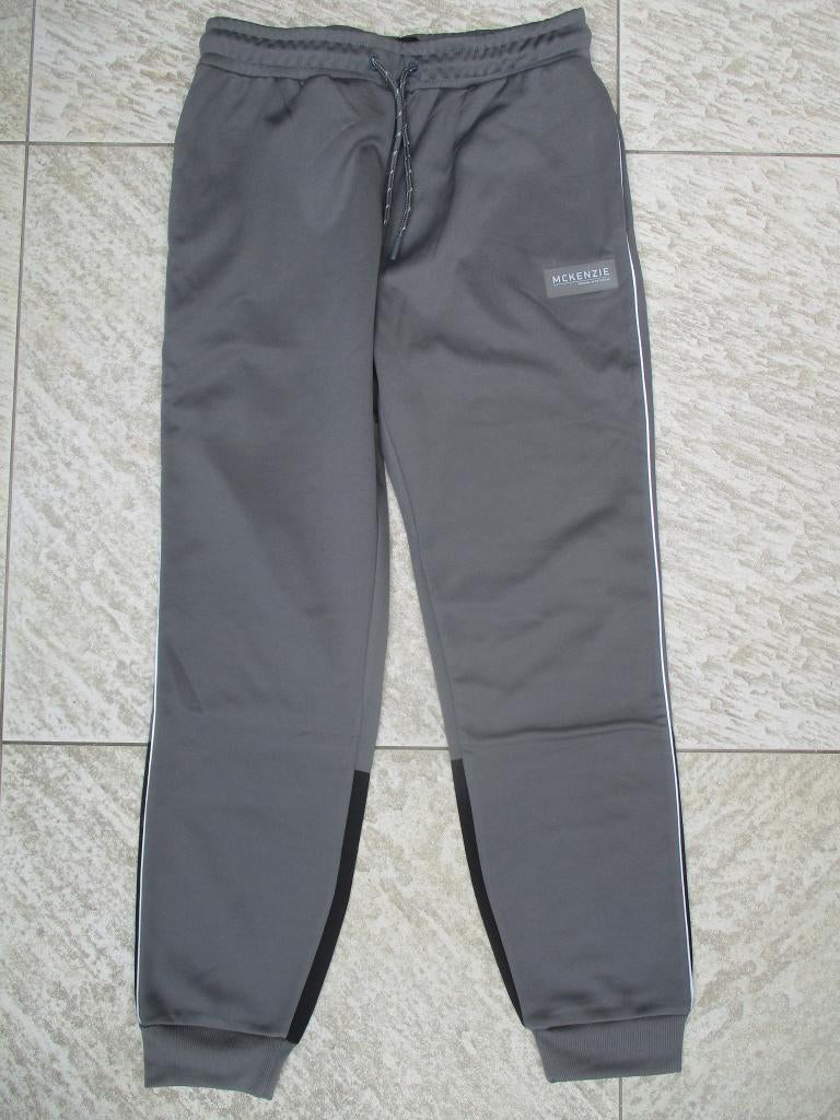 McKenzie lange broek grijs trainingsbroek maat L, Maat 52/54 (L), Nieuw, Ophalen of Verzenden, McKenzie