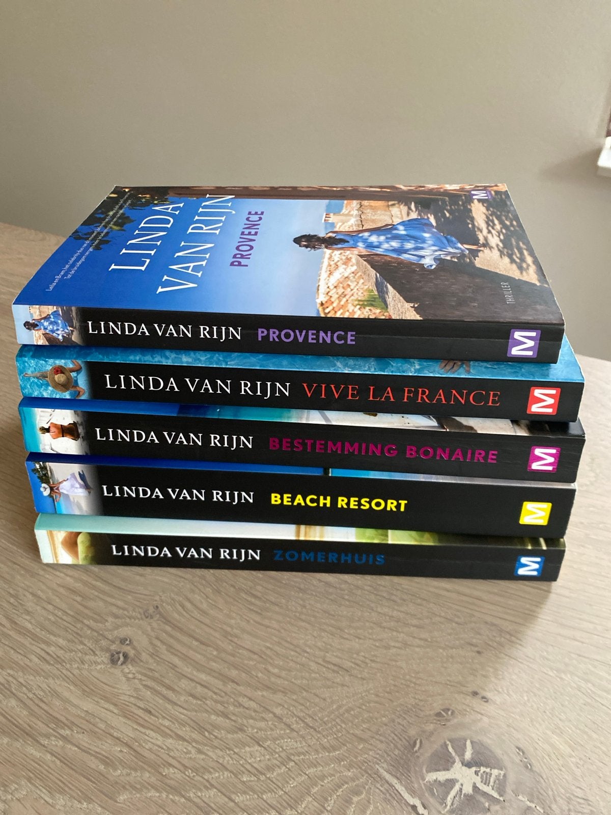Linda van Rijn Thriller Boekenpakket (5 stuks), Ophalen of Verzenden, Gelezen, Nederland