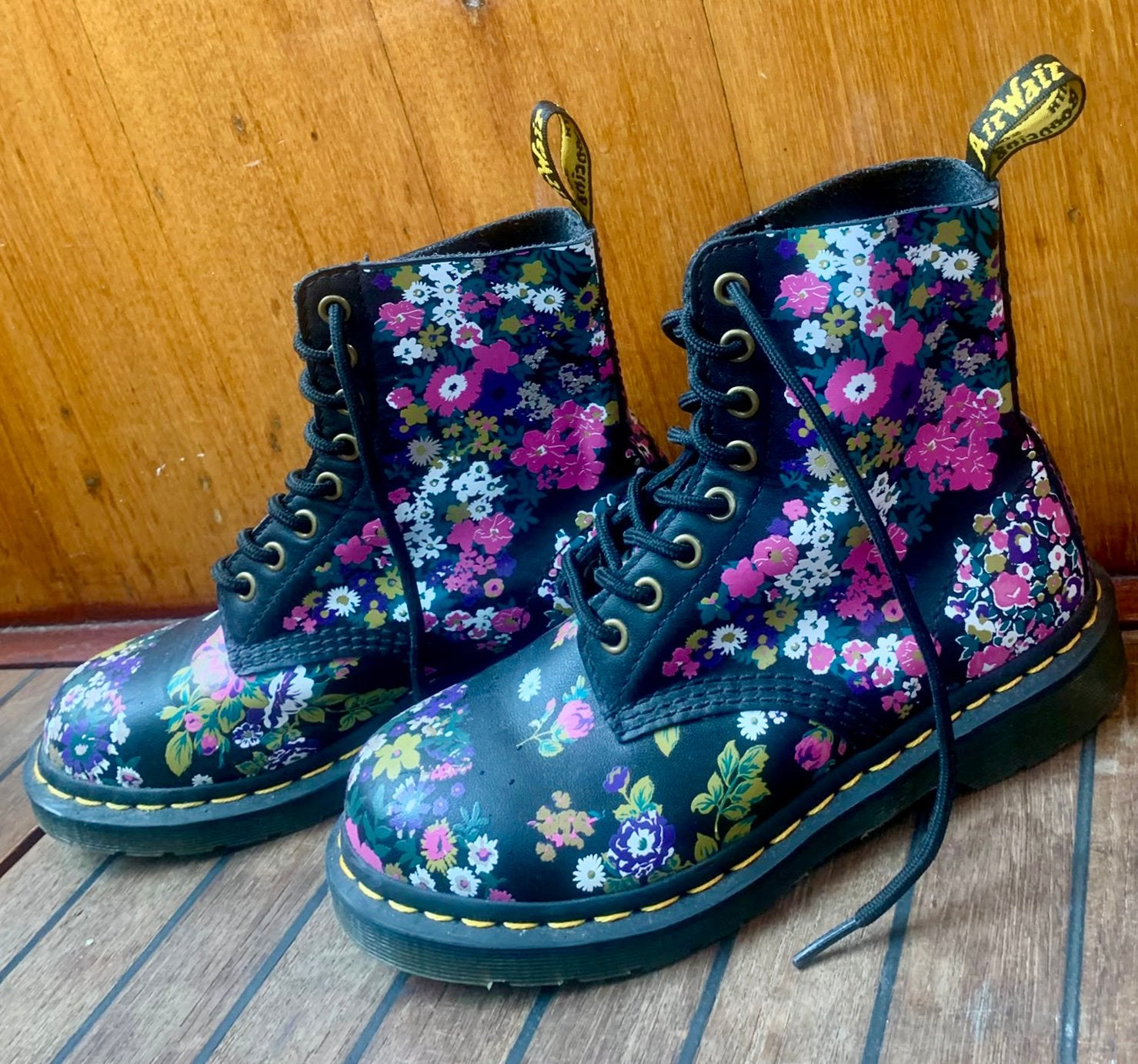 Kinderlaarzen - dr Martens - mt37 - zwart met bloemenmotief, Ophalen, Dr Martens, Meisje, Laarzen