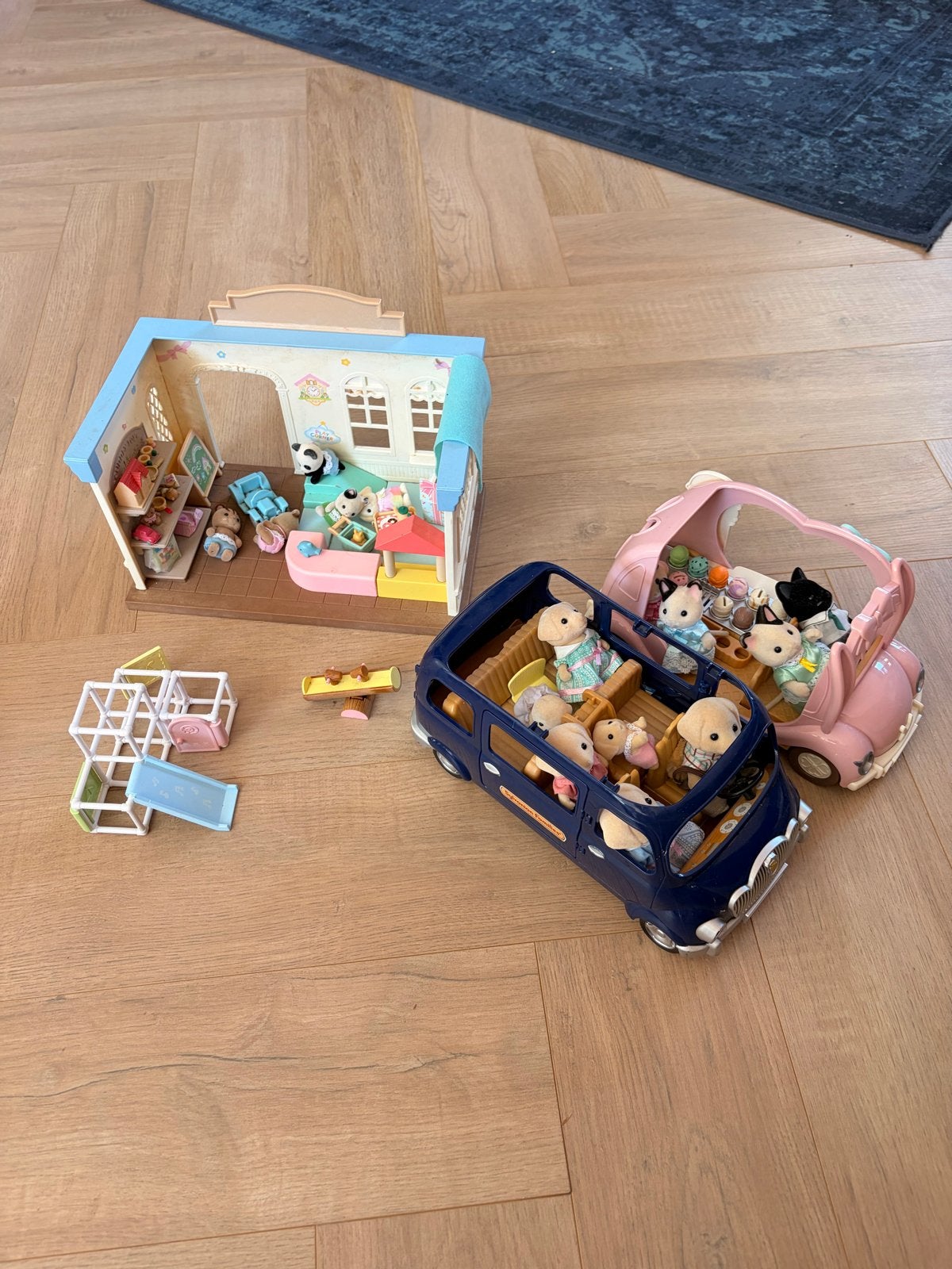 Grote Sylvanian Families collectie met huizen en voertuigen, Kinderen en Baby's, Ophalen of Verzenden, Gebruikt, Jongen of Meisje