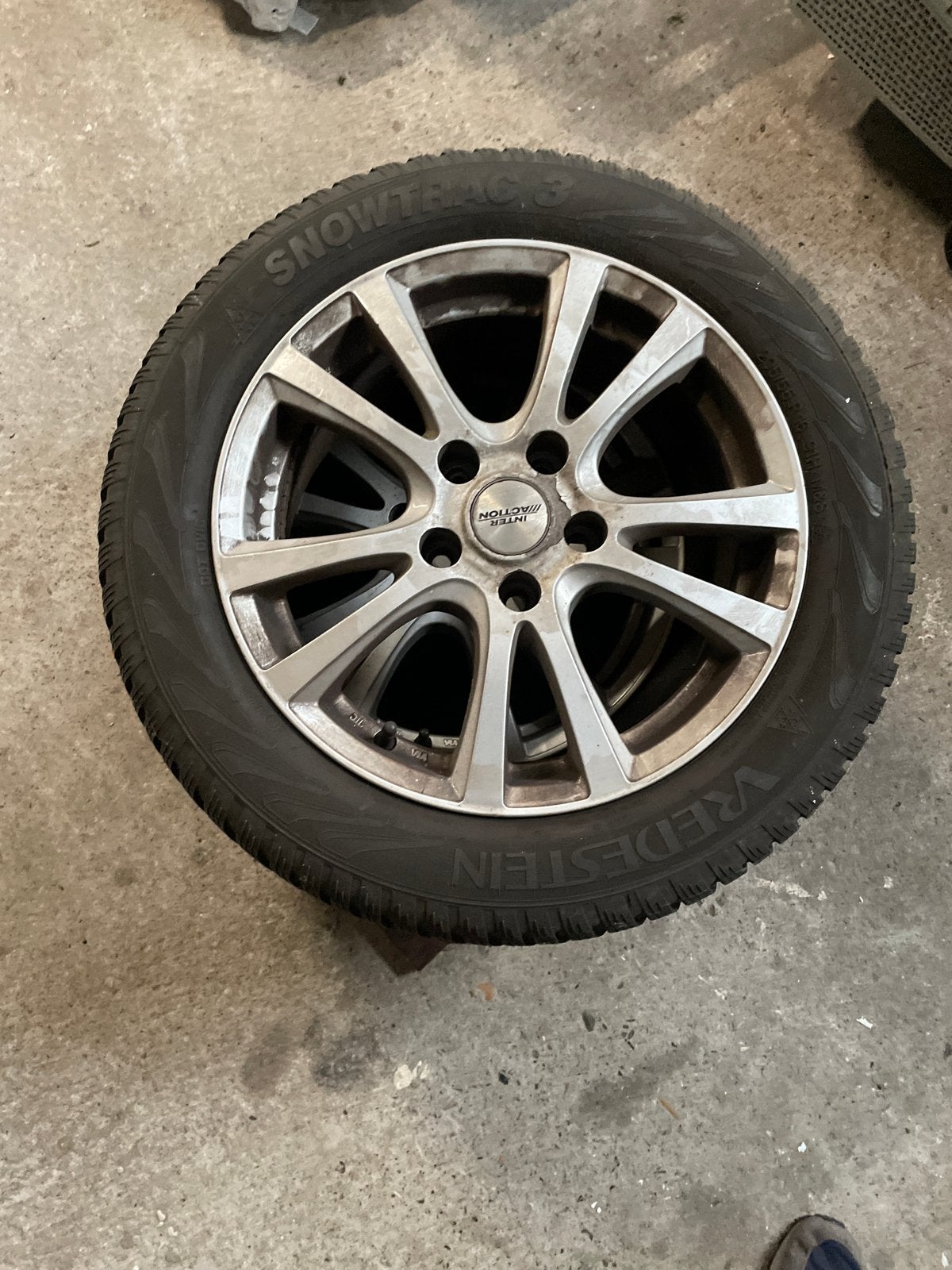 Vredestein Snowtrac 3 winterbanden met velgen, Ophalen, Gebruikt, 15 inch, Banden en Velgen
