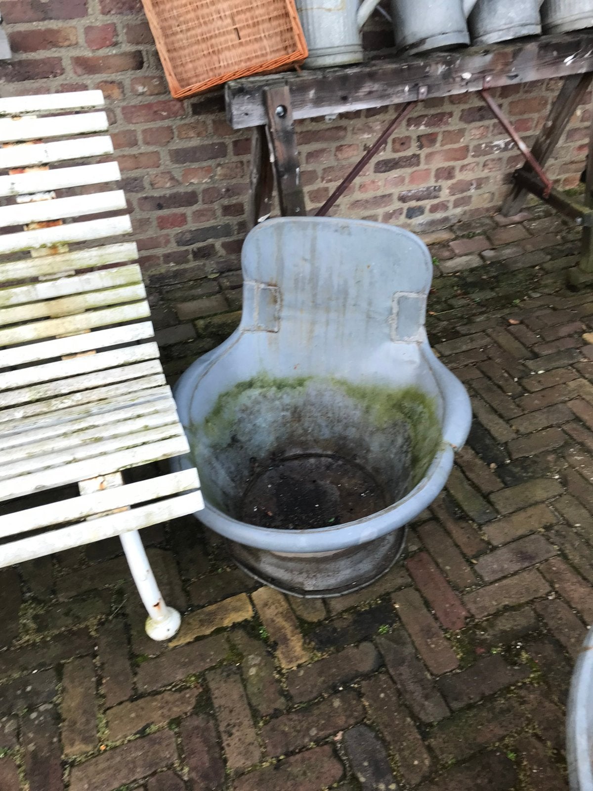 Mooi zinken kinderbad, Ophalen