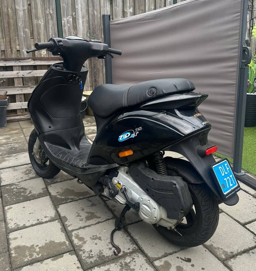 Piaggio Zip 4T Carb Snor 2017 | Recent Veel Onderhoud |, Fietsen en Brommers, Scooters | Piaggio, Ophalen, Gebruikt, Zip, Benzine
