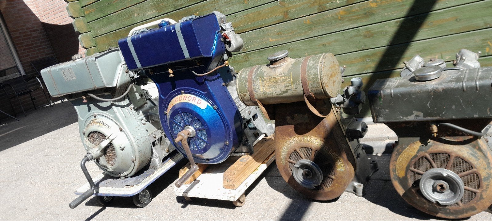 Bernard stationaire motoren, Doe-het-zelf en Verbouw, Motoren, Ophalen, Gebruikt, Benzinemotor, 1400 tot 1800 rpm