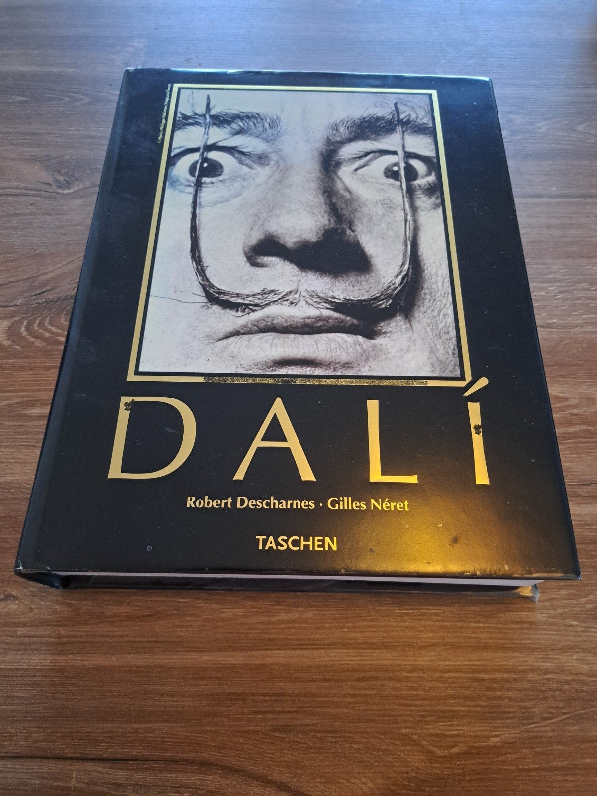 Dali - Robert Descharnes & Gilles Néret - TASCHEN, Ophalen of Verzenden, Zo goed als nieuw, Overige onderwerpen, Robert Descharnes & Gilles Néret
