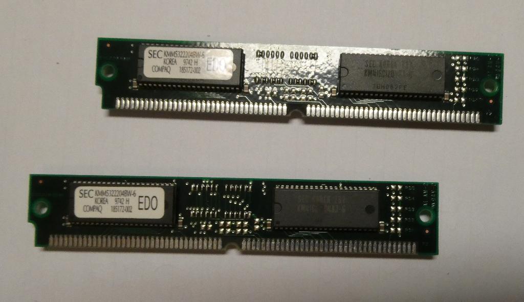 72 pins 8 mb ram chips retro vintage old computer commodore, Computers en Software, RAM geheugen, Gebruikt, Overige soorten, Ophalen of Verzenden
