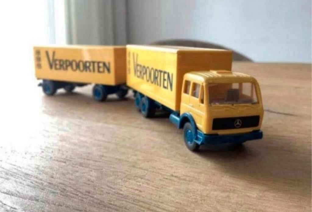 Mercedes truck + aanhanger Verpoorten – Wiking H0 (1:87), Ophalen of Verzenden, Zo goed als nieuw, Bus of Vrachtwagen, Wiking