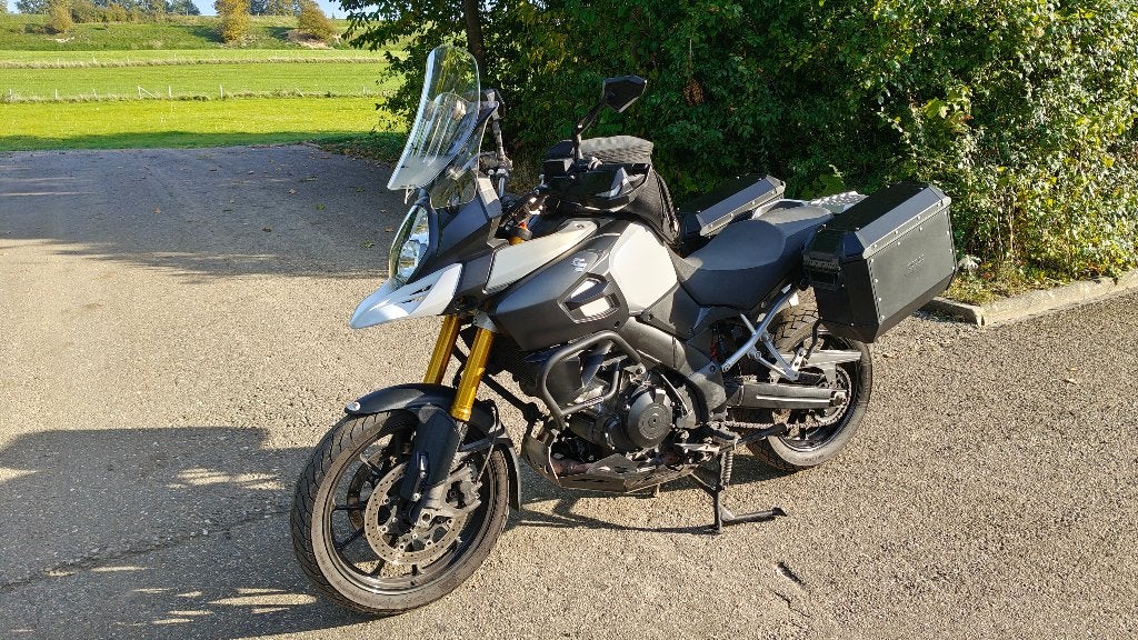 Suzuki V-strom 1000, 2 cilinders, Occasion, Motorrijbewijs A, Particulier