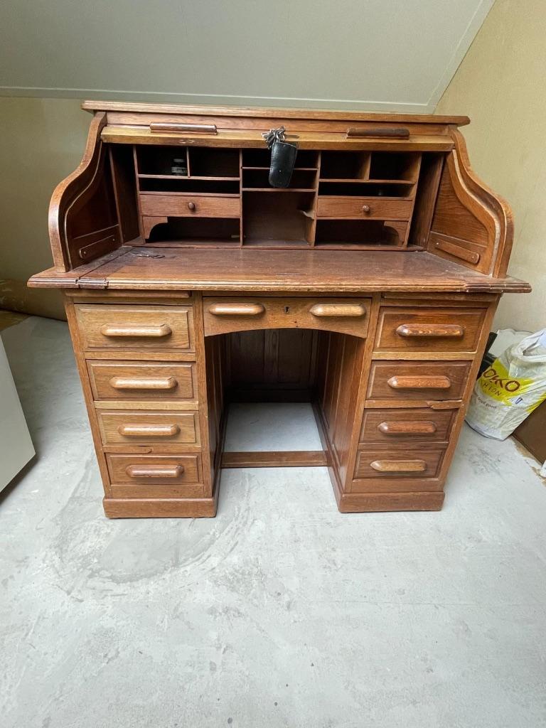 Rolbureau, Ophalen