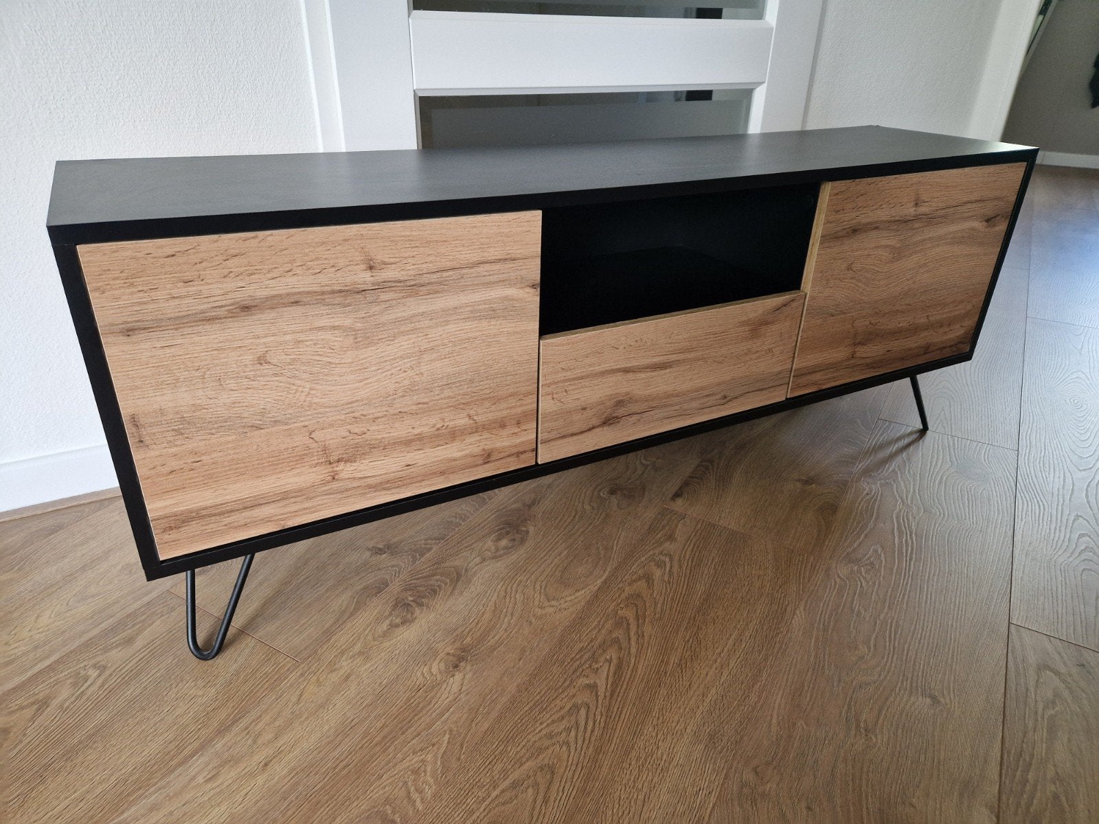 Modern TV-meubel met opbergruimte, 100 tot 150 cm, Modern, Industrieel, Zo goed als nieuw, Minder dan 100 cm