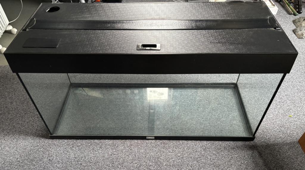 Diverse aquaria (100cm en 60cm) met veel accessoires,, Ophalen, Gebruikt, Leeg aquarium, Inclusief deksel