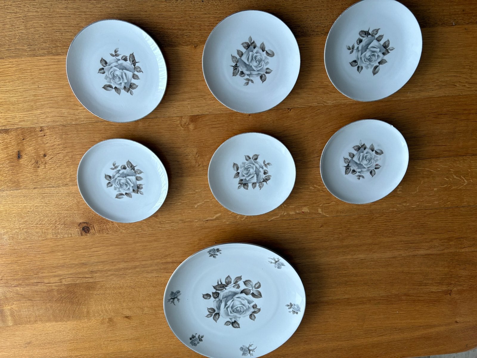 Vintage borden met elegant rozenmotief - Set van 6, Antiek en Kunst, Antiek | Servies los, Ophalen