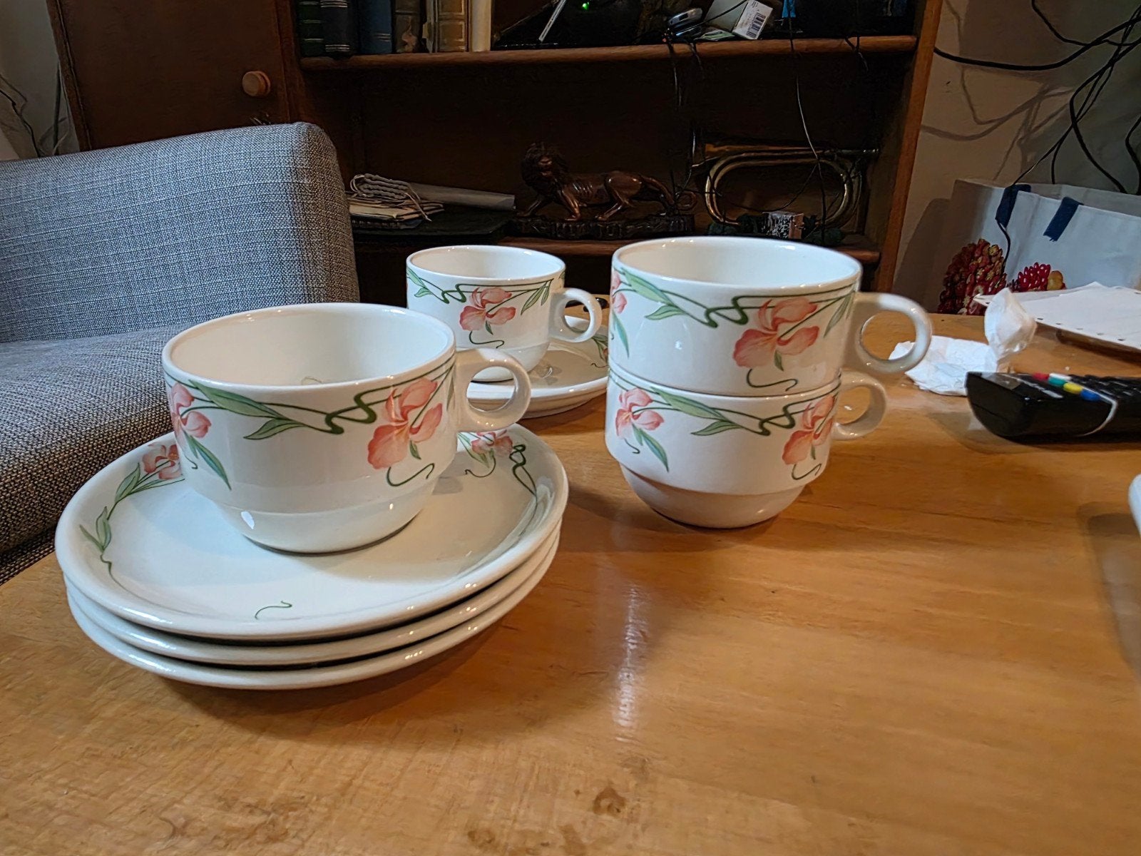 Villeroy & Boch Miami Kop en Schotel Set - 4 stuks, Ophalen of Verzenden, Zo goed als nieuw, Overige stijlen, Kop(pen) en/of Schotel(s)