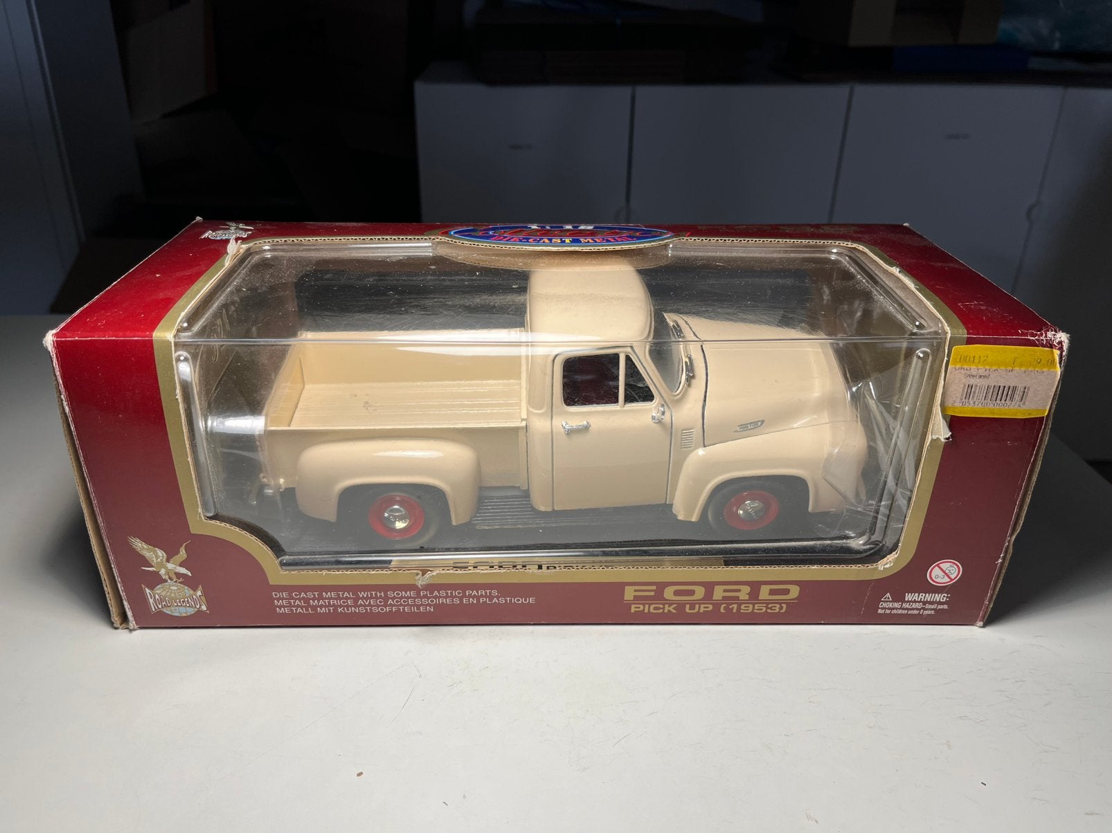 Road Legends - Ford Pick Up (1953) - Schaal 1:18, Ophalen of Verzenden, Nieuw, Auto, Overige merken