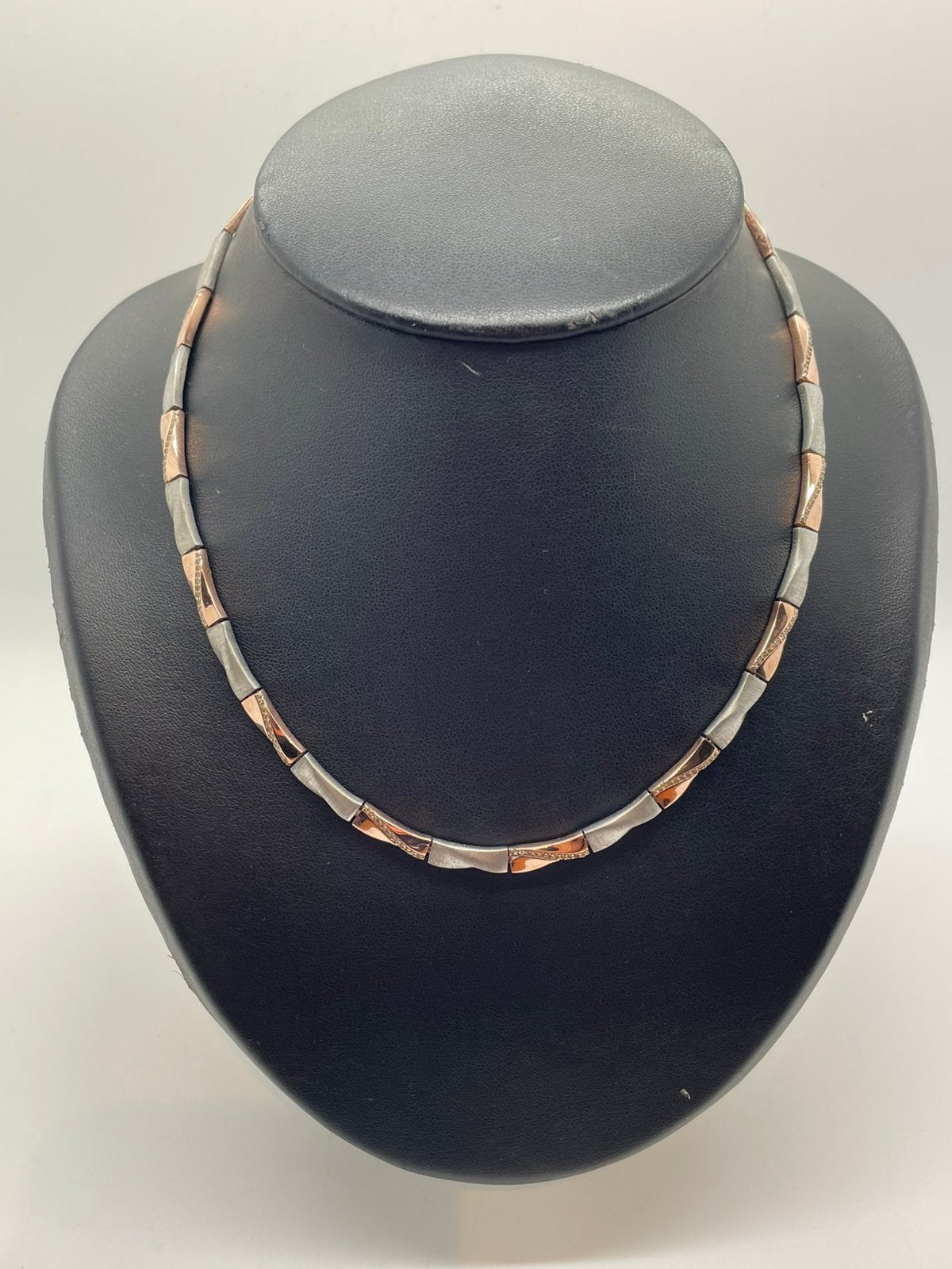 E222 Prachtige zilveren bicolor ketting, Sieraden, Tassen en Uiterlijk, Kettingen, Overige kleuren, Ophalen of Verzenden, X, Zilver