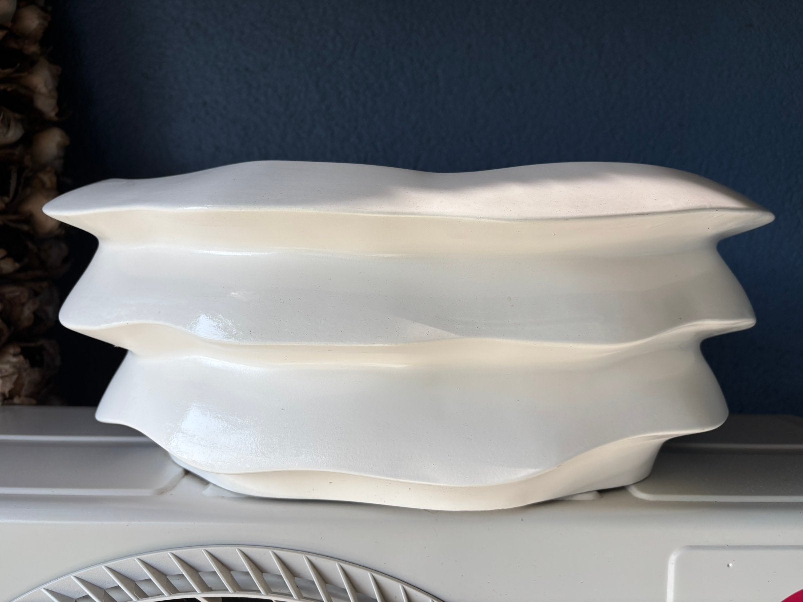 Witte keramische plantenbak, ovaal, voor binnen, Overige materialen, Minder dan 30 cm, Ophalen of Verzenden, Zo goed als nieuw