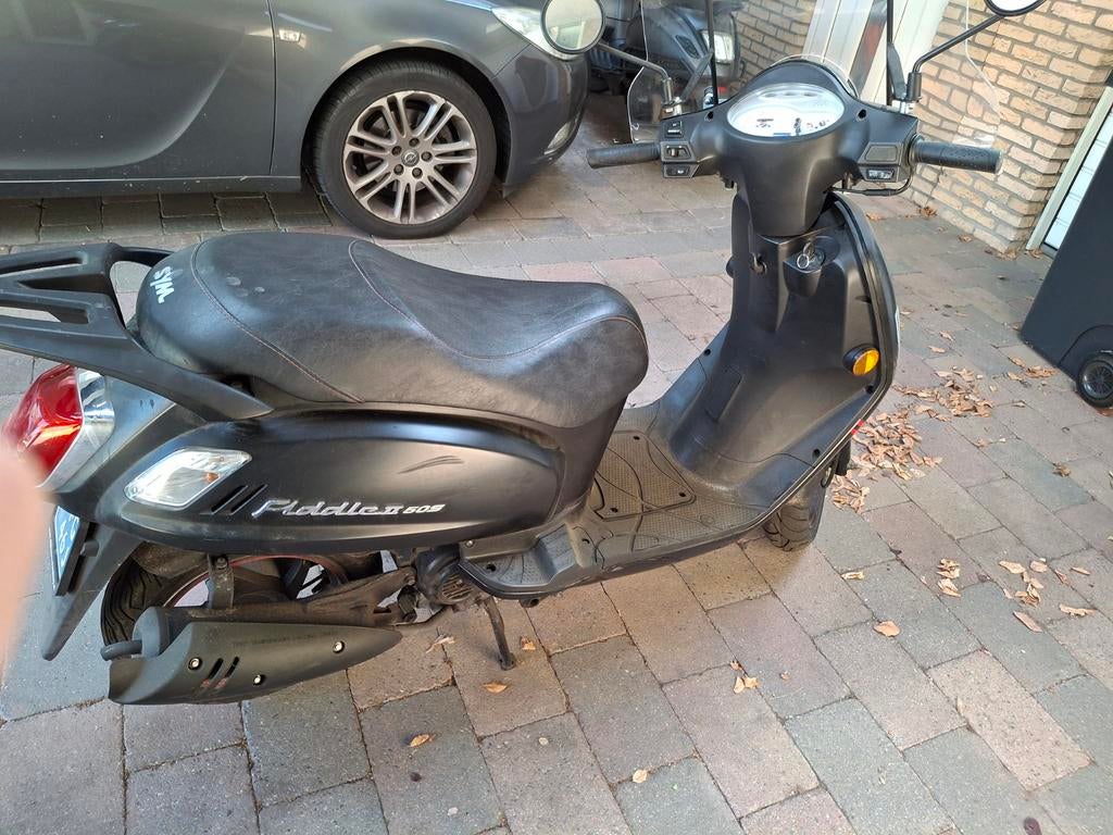 Fiddle scooter blauw kenteken, Fietsen en Brommers, Ophalen, Zo goed als nieuw, Overige typen