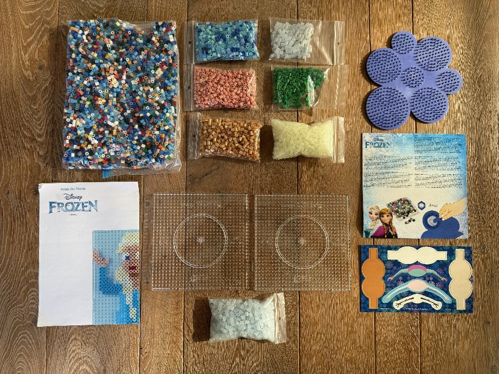 Hama strijkkralen - Disney Frozen 2D en 3D set Anna en Elsa, Ophalen of Verzenden