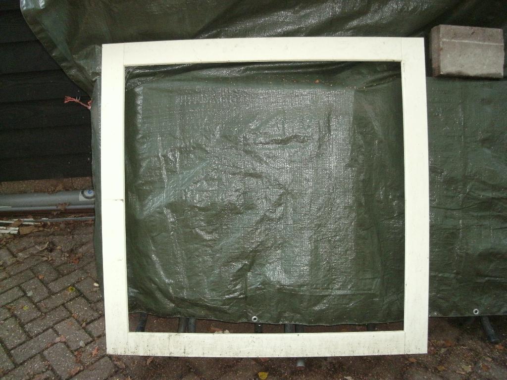 kozijnen., Gebruikt, Raamkozijn, 75 tot 150 cm, Hout