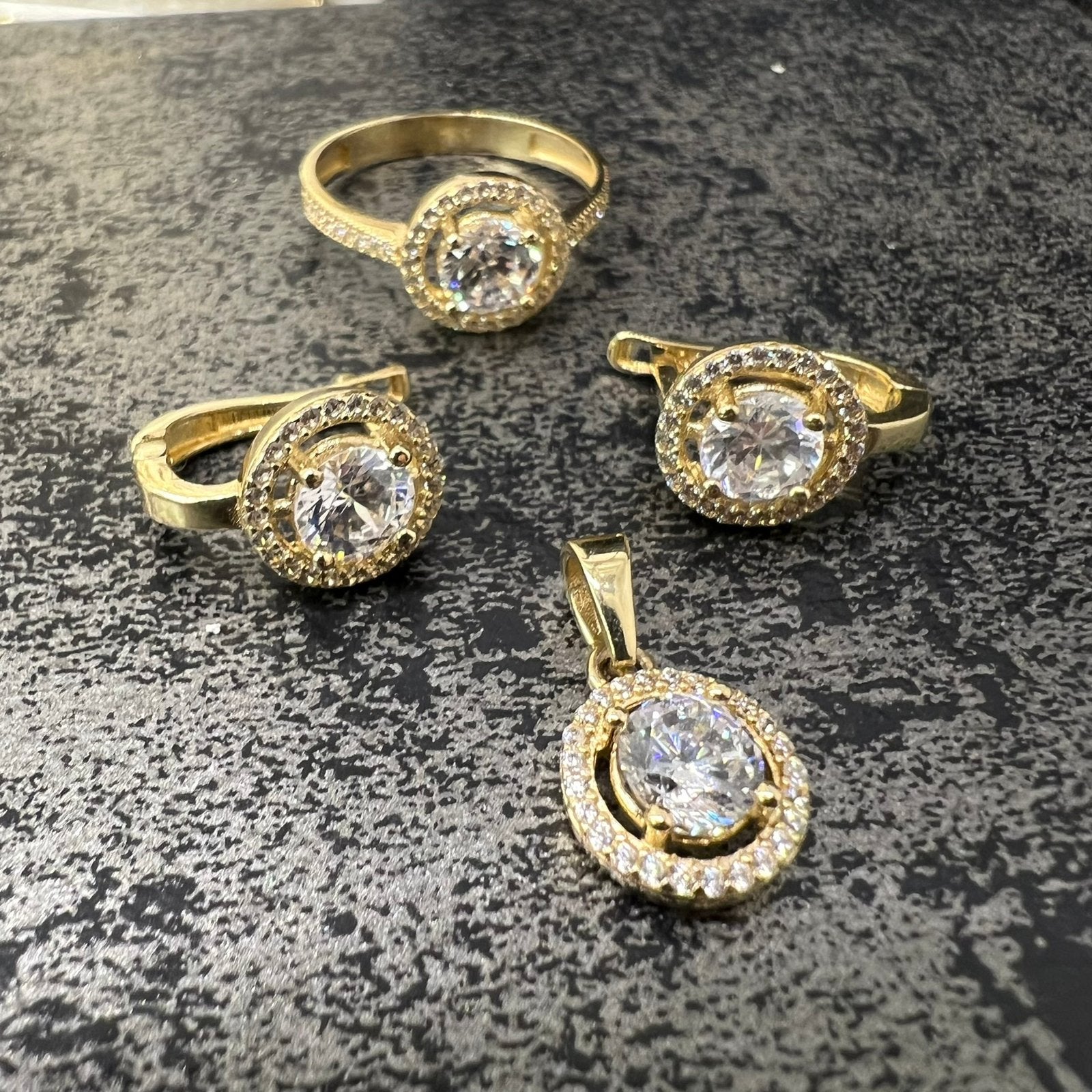 14 karaat gouden ring oorbellen hanger, Sieraden, Tassen en Uiterlijk, Ophalen of Verzenden, Nieuw, Goud, Dame