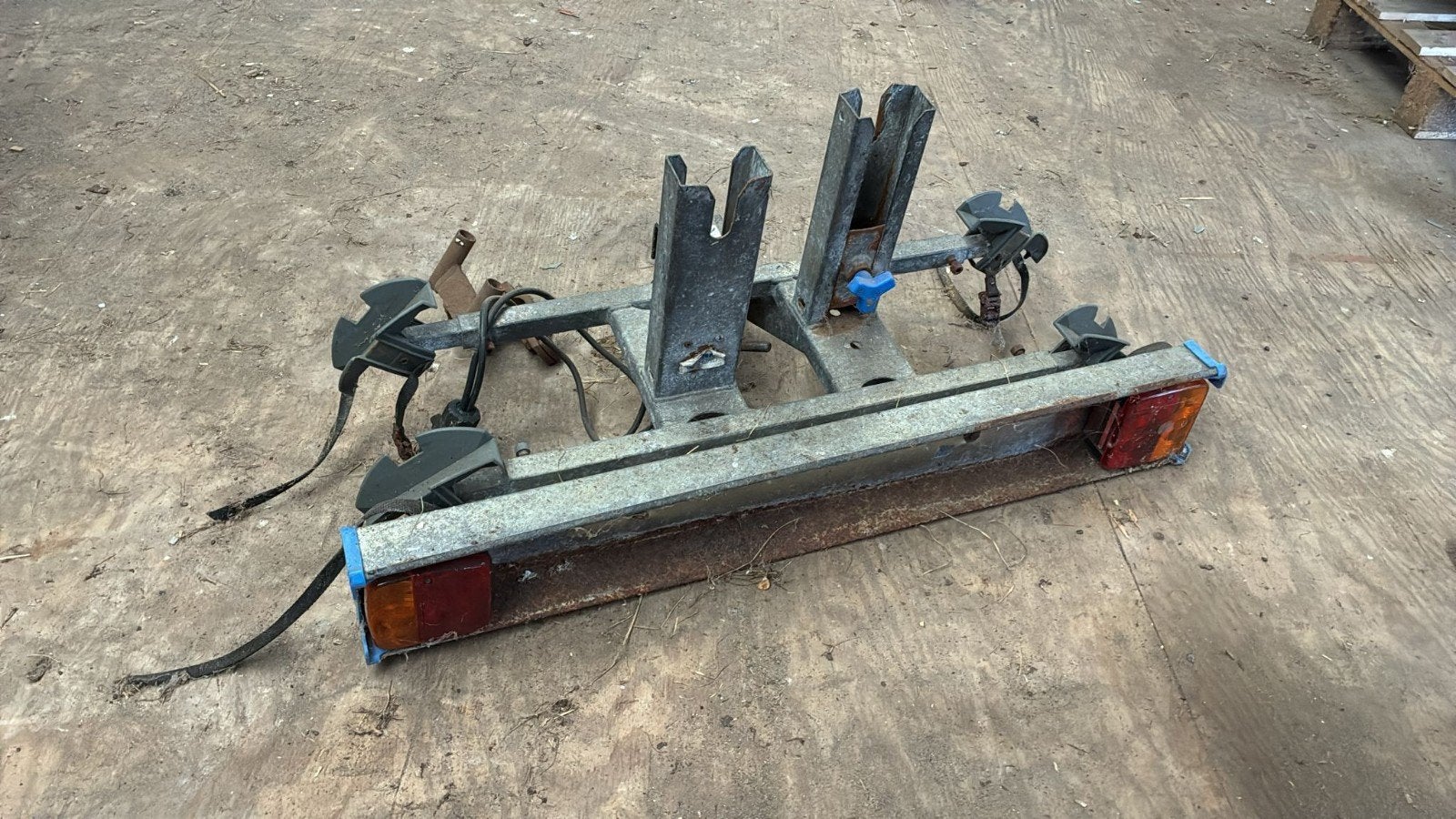 Gebruikt fietsenrek, Ophalen, Gebruikt