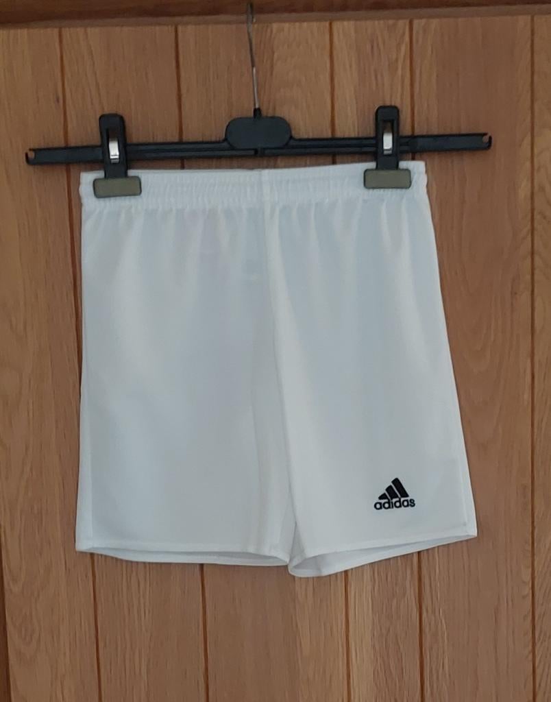 Adidas sportbroekje wit - maat 140, Ophalen, Adidas, Sport- of Zwemkleding, Zo goed als nieuw