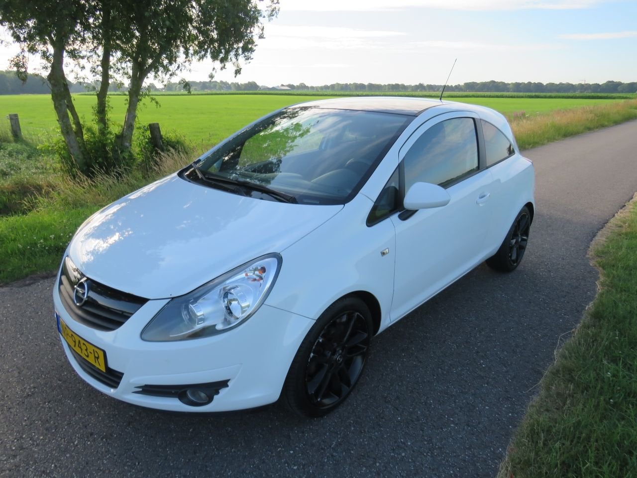 Opel Corsa Opel Corsa 1.4-16V \'111\' Edition Navigatie Airc, Webaccessibility@stellantis.com, 1398 cc, Stellantis N.V., Wit