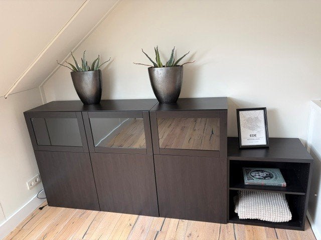Ikea Besta Kastenset met Verlichting Zwartbruin, Nieuwstaat, Ophalen, Met deur(en), Zo goed als nieuw, Minder dan 100 cm