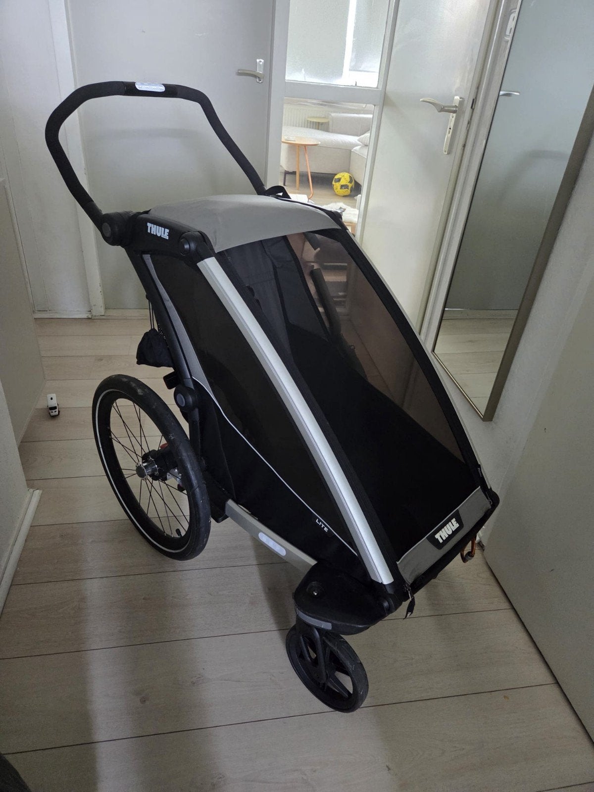 Thule Chariot   , Ophalen of Verzenden, Zo goed als nieuw