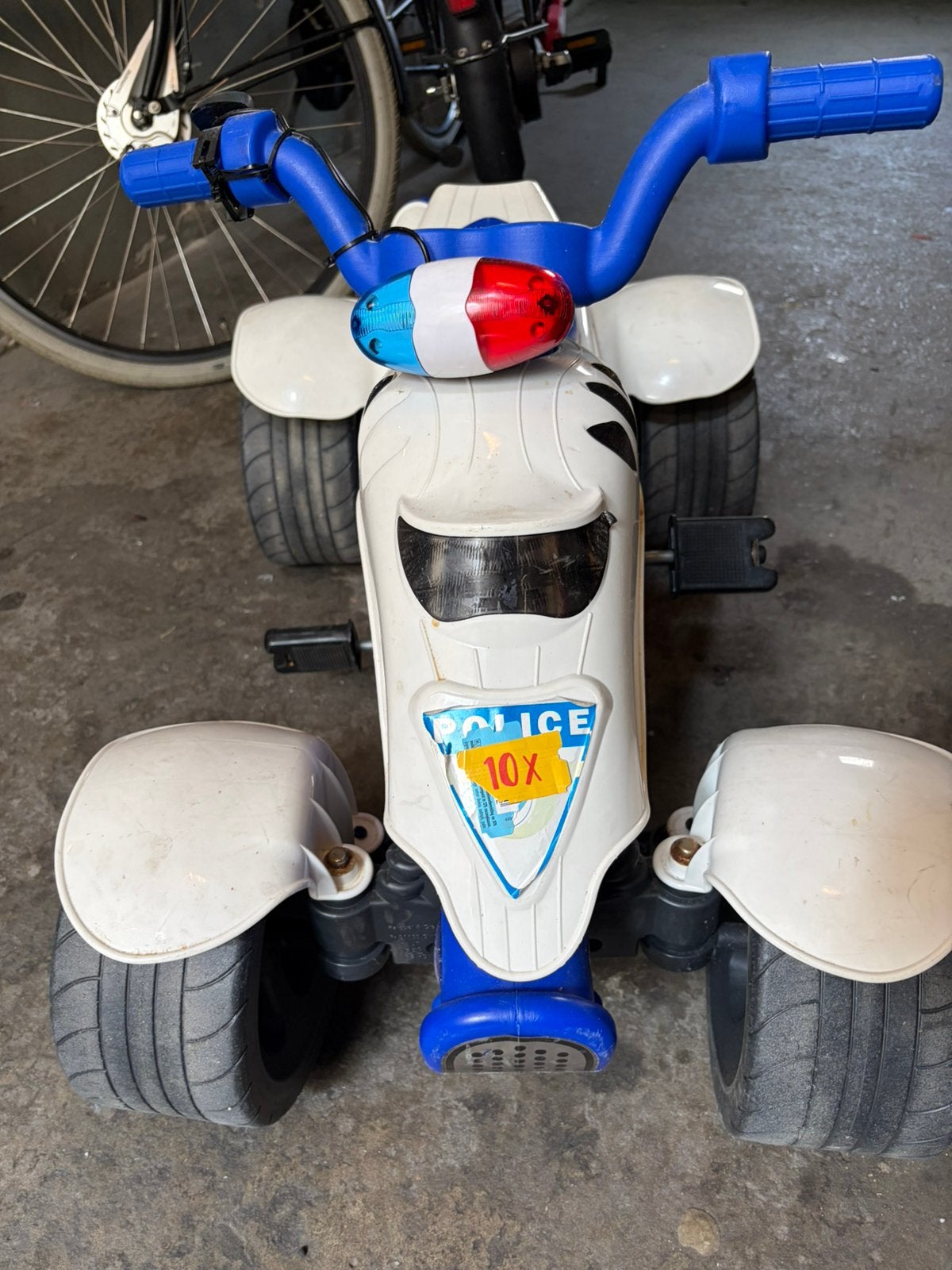 Kinder fiets motor, Fietsen en Brommers, Fietsen | Driewielers, Ophalen of Verzenden, Zo goed als nieuw