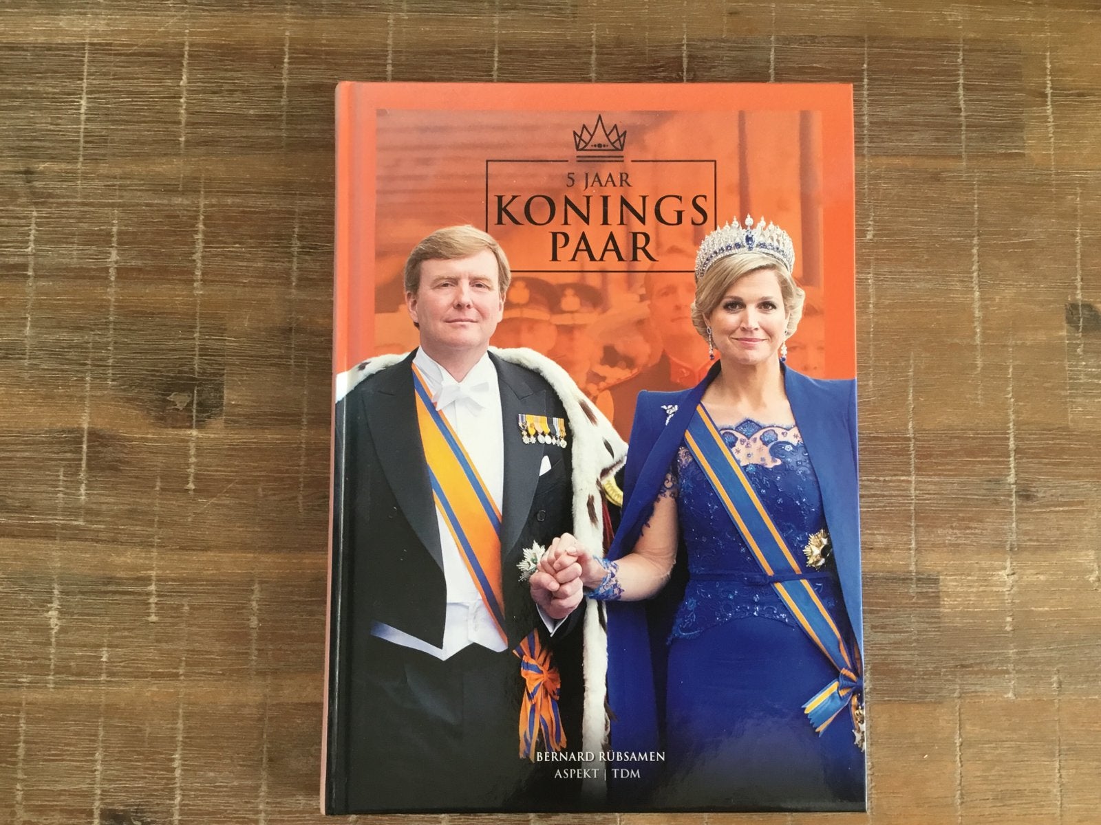 5 Jaar Koningspaar - Bernard Rabsamen, Ophalen of Verzenden, 20e eeuw of later, Zo goed als nieuw