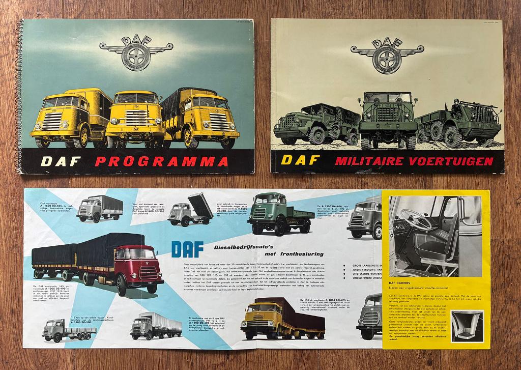 Daf folders Trucks, heleboel uit de vorige eeuw, Ophalen of Verzenden, Zo goed als nieuw