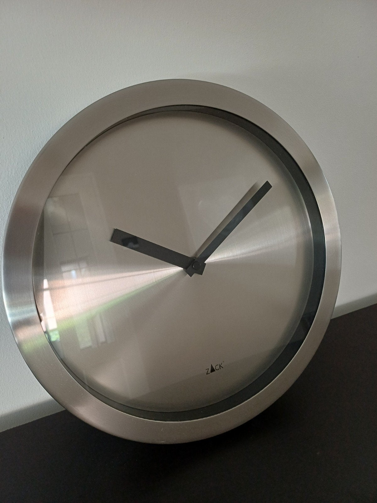 Zack Wandklok RVS30cm - Mechanisme dient vervangen te worden, Huis en Inrichting, Ophalen, Zo goed als nieuw