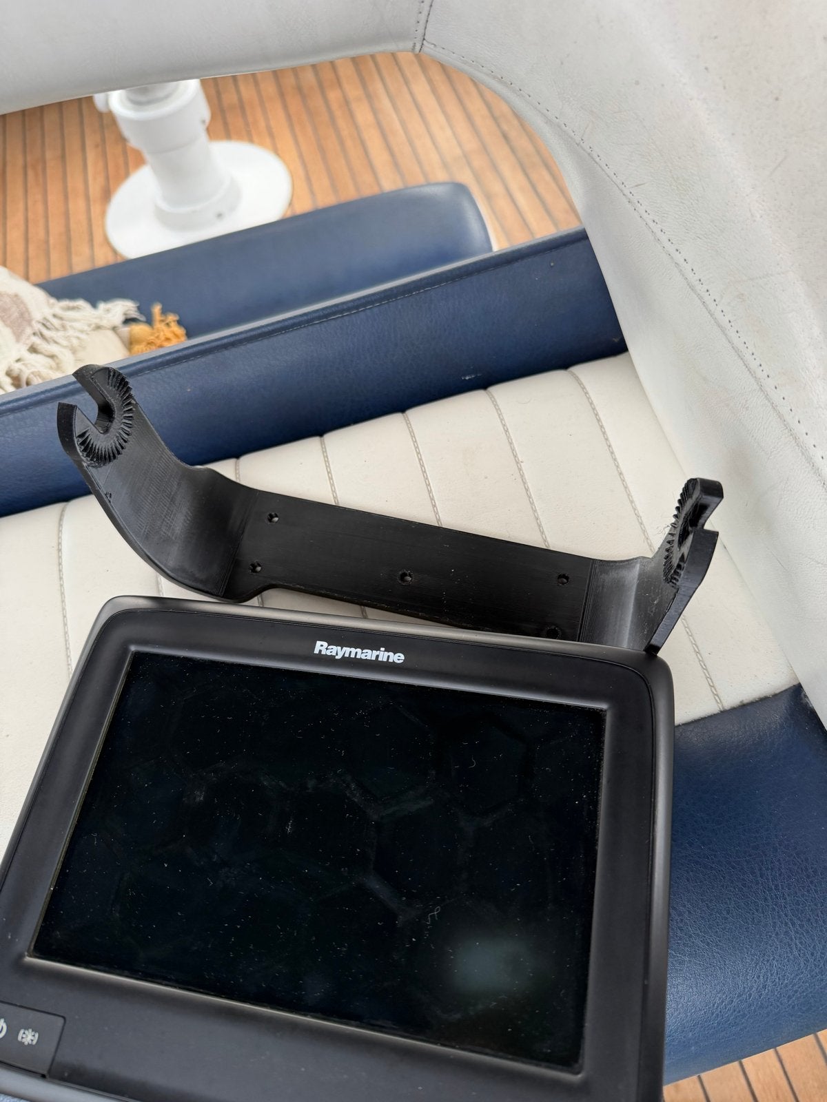 Raymarine Element 12 Montagebeugel, Watersport en Boten, Ophalen of Verzenden, Zo goed als nieuw, Overige typen