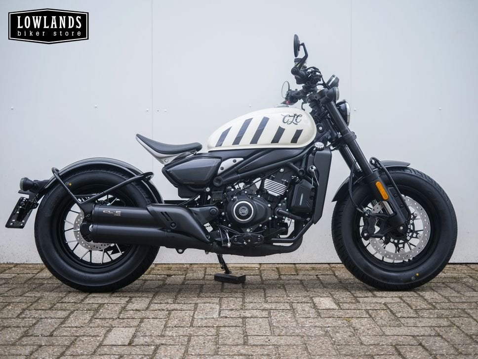 CFMOTO 450 CLC BOBBER (bj 2026), 2 cilinders, Bedrijf, Onbekend, 449 cc