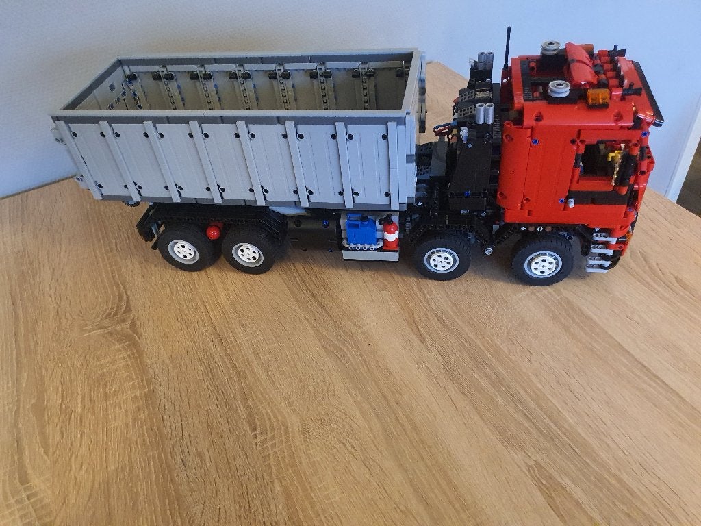 Te koop MOC truck aanhanger strooibak schuiver, MOC (eigen creatie), Lego, Ophalen of Verzenden, Zo goed als nieuw