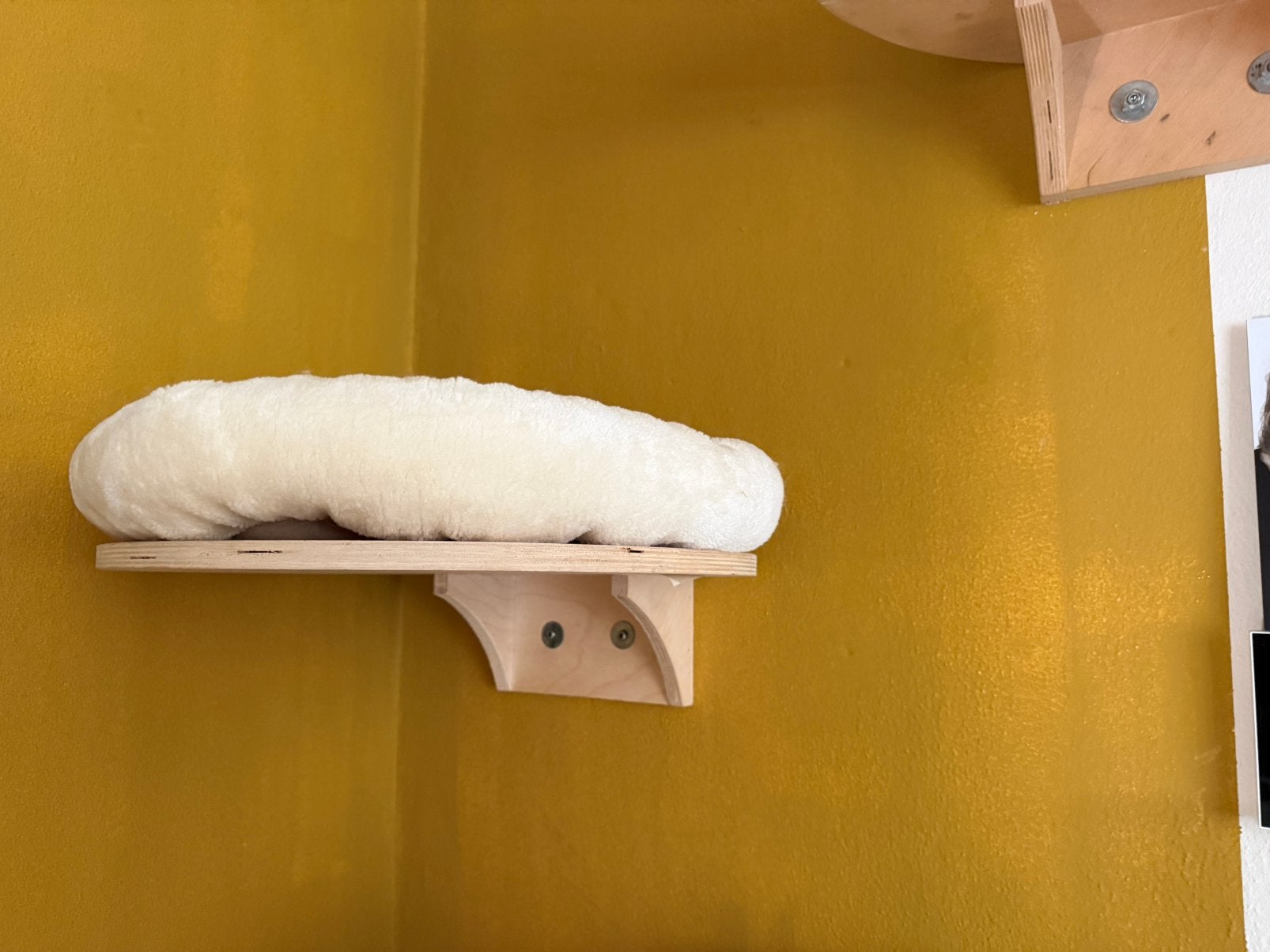 Hangende kattenmand. Houten onderstel. 3 stuks, Ophalen, Gebruikt, Overige