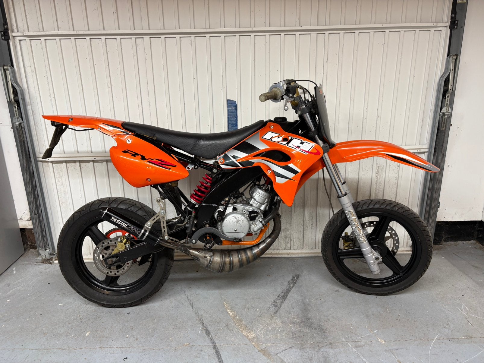 Motorhispania RYZ 84cc-snelle schakelbrommer, Ophalen, Zo goed als nieuw, Overige merken