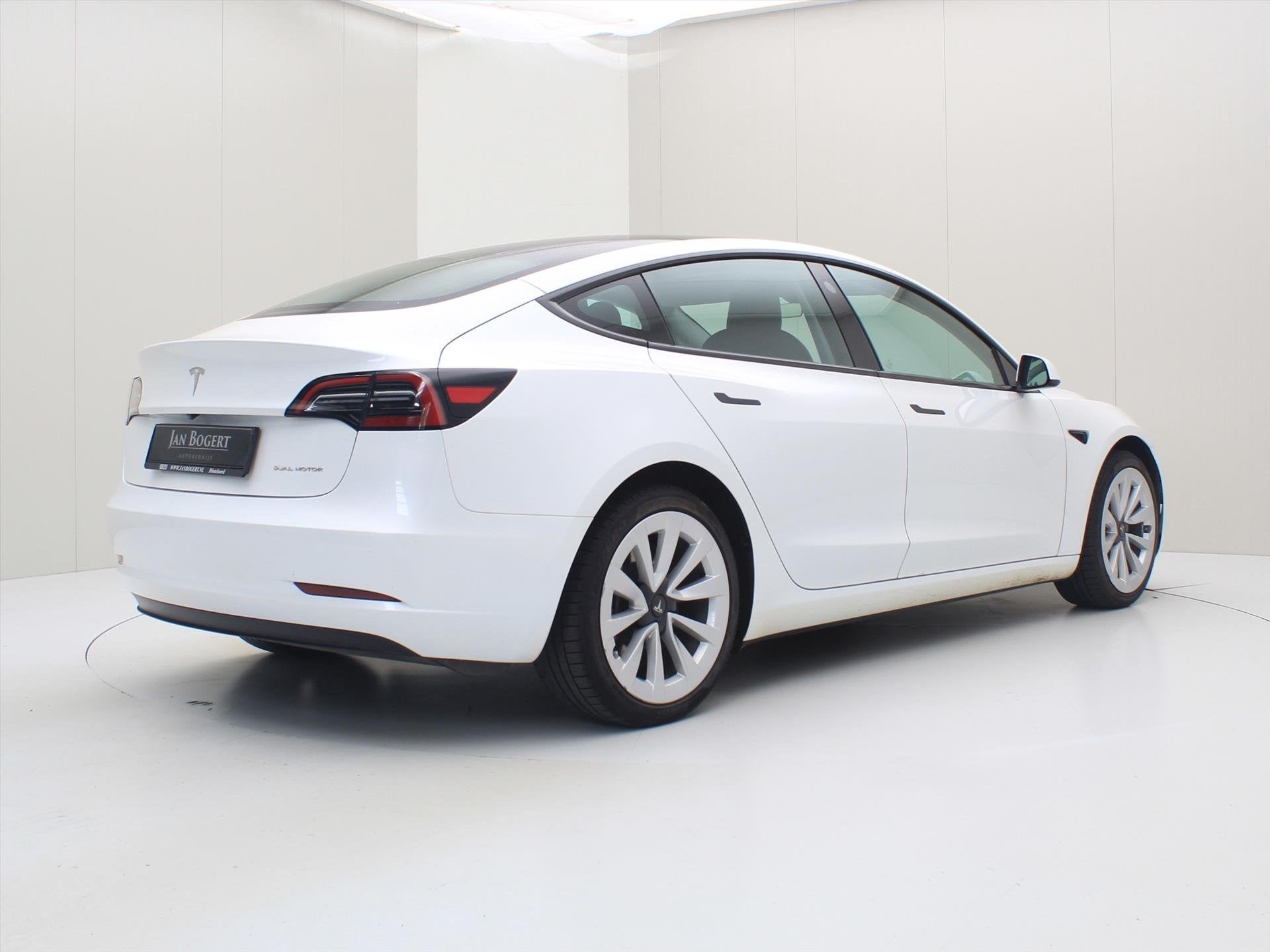 Tesla Model 3 Long-Range AWD 351pk 75 kWh UPGRADE [ RYZEN AM, Automaat, Gebruikt, Zwart, Adaptive Cruise Control