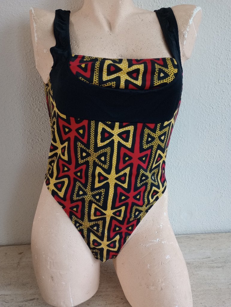 SAMPLE SALE Badpak in Afrika print maat M, Ophalen of Verzenden, Nieuw, Overige kleuren, Badpak