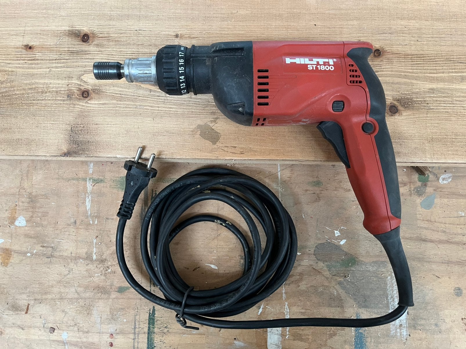 Hilti st1800, Ophalen of Verzenden, Zo goed als nieuw, Boor- en Schroefmachine