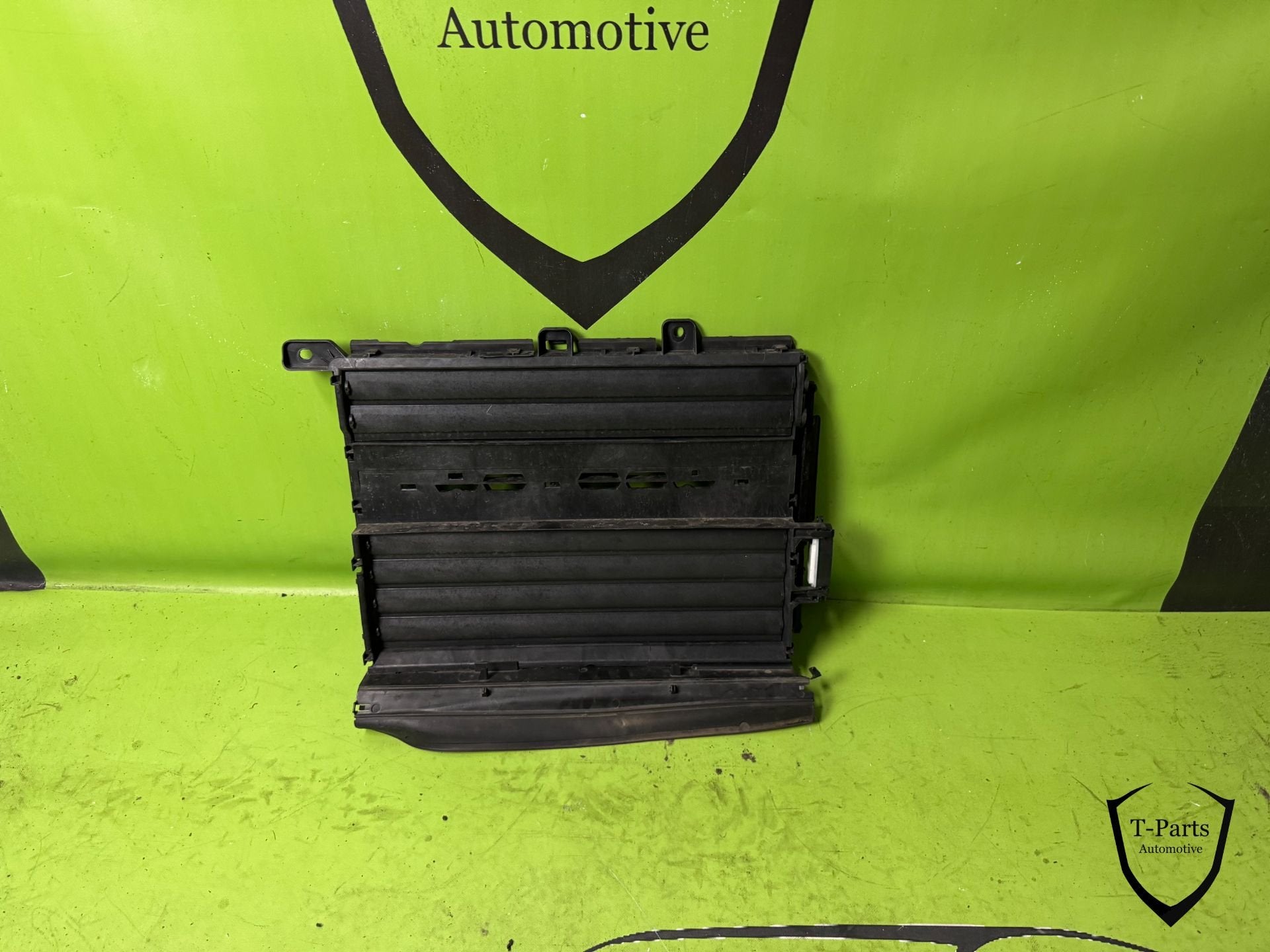 opel corsa f voorfront lucht paneel 9836865380 peugeot 208