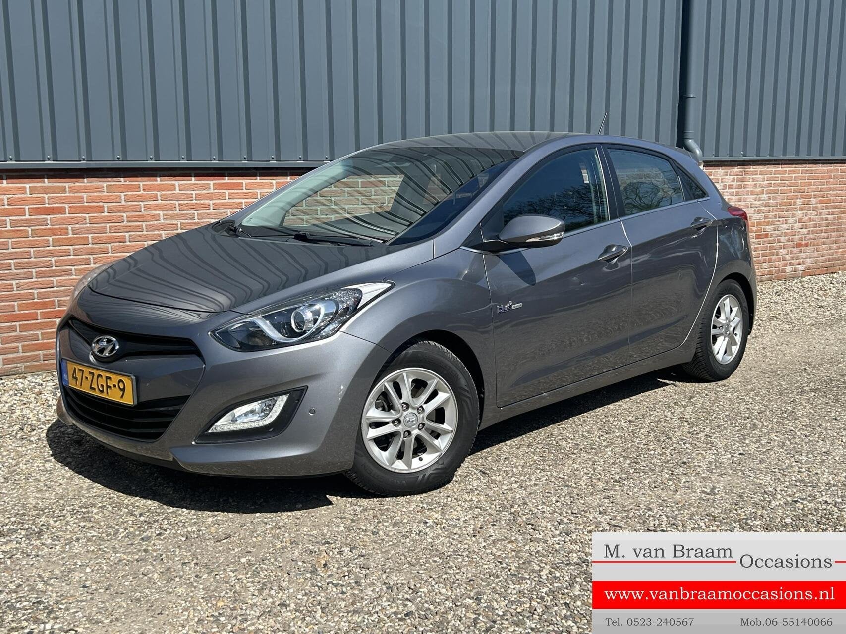 Hyundai i30 1.6 GDI Business Edition Ecc/Camera/Trekhaak/Lmv, Auto's, Hyundai, Voorwielaandrijving, Euro 5, 135 pk, 1591 cc
