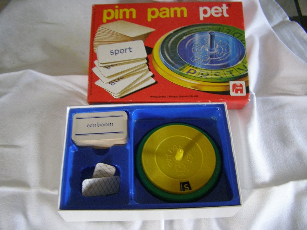 Pim pam pet, Hobby en Vrije tijd, Gezelschapsspellen | Bordspellen, Ophalen of Verzenden, Zo goed als nieuw