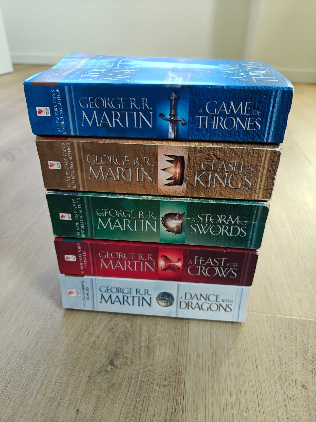Game of Thrones boekenreeks - George R.R. Martin, Boeken, Ophalen of Verzenden, Gelezen, George R.R. Martin