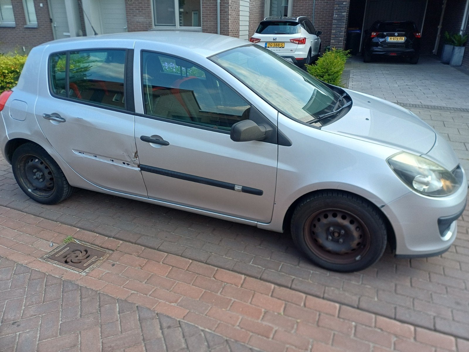 Renault Clio 1.2 TCE 5-DRS 2008 Grijs, Voorwielaandrijving, 535 kg, 4 cilinders, 100 pk