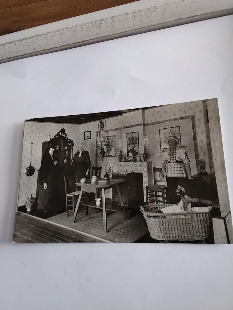 ENKHUIZEN ZUIDERZEEMUSEUM  INTERIEUR  SPAKENBURG, Ophalen of Verzenden, Voor 1920, Noord-Holland