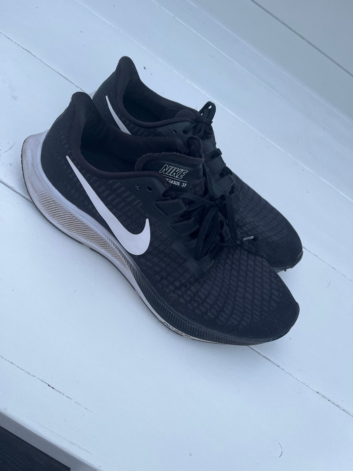 Nike Pegasus 37 hardloopschoenen 45,5, Ophalen of Verzenden, Gedragen, Zwart, Sneakers of Gympen